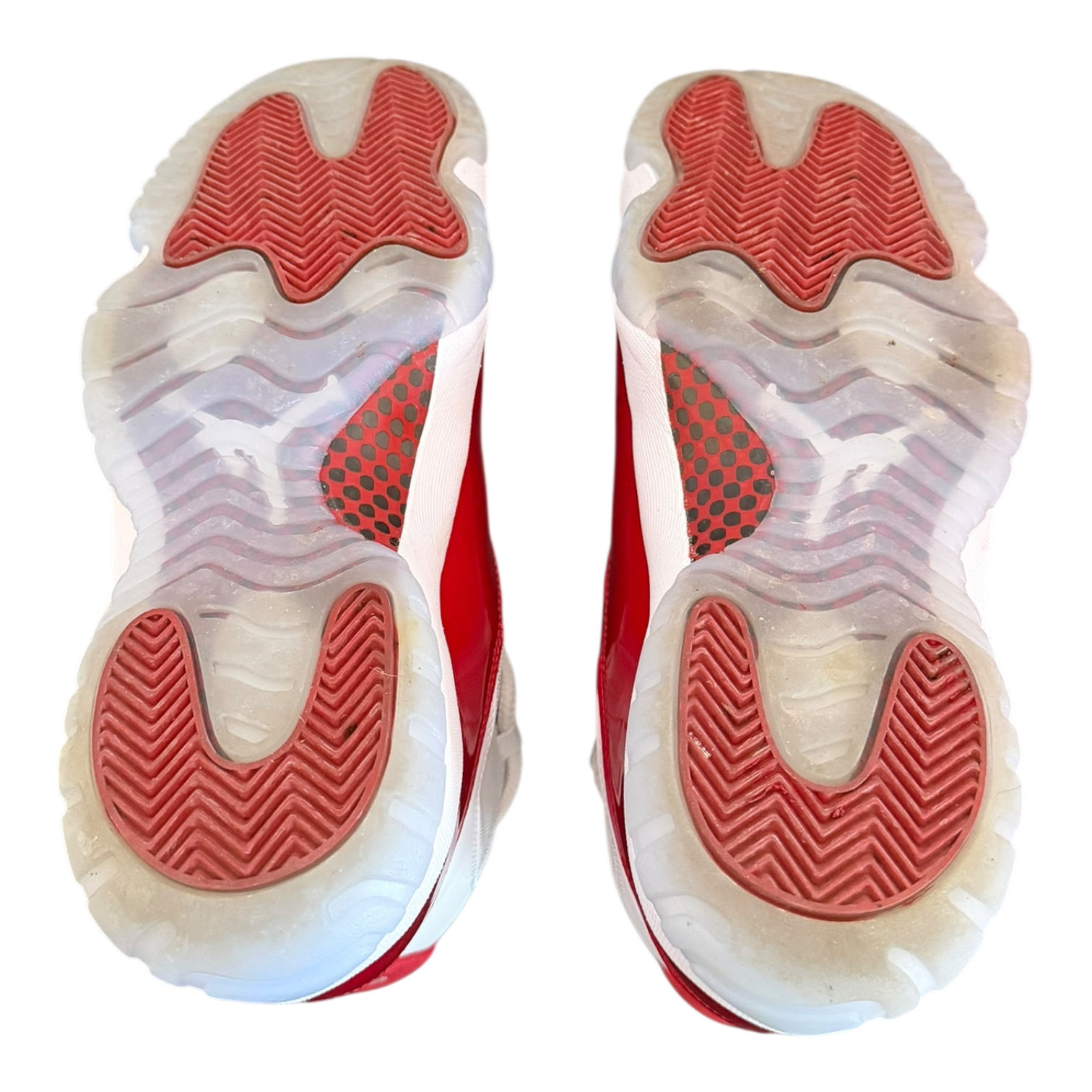 Jordan 11 Cherry (42.5)